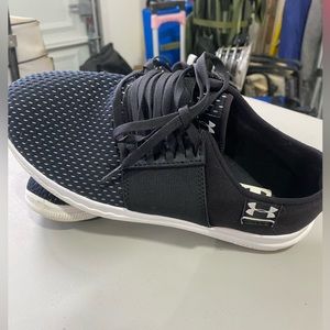 Under Armour women’s shoes charged 257
